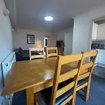 Elegant 2 Bedroom Mayfair Apartment Unmatched Luxury H7